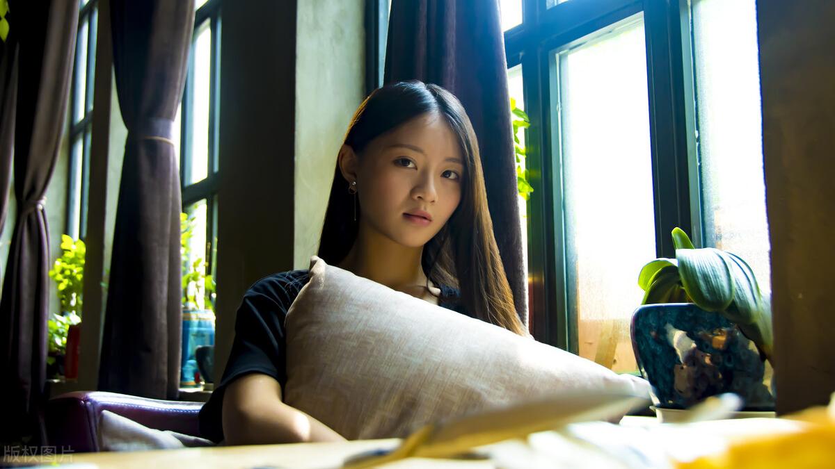 温暖春天|讲述我十年前自己和阿英故事