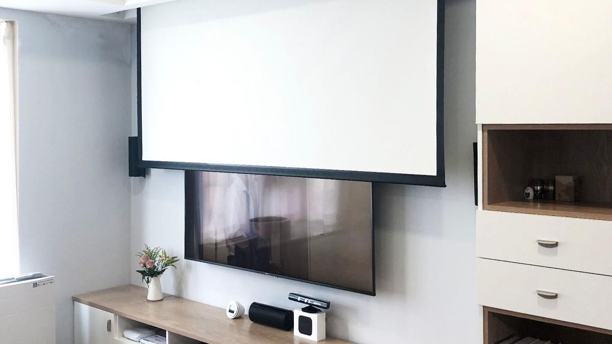 电视墙别再装错了，师傅说这样装修，实用又大气