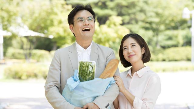我喜欢你恩|60岁大爷娶小20岁妻子，女人：别总折磨我，大叔：你是我的新娘