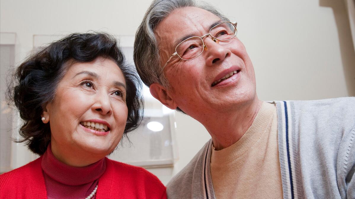 久久说情感|65岁老人：面对45岁女邻居的真情告白，我不是老糊涂，人贵自重