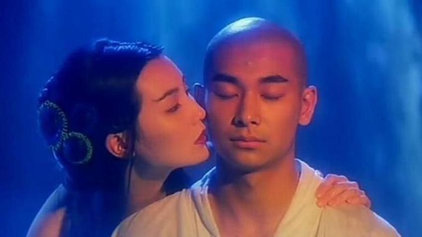 赵文卓|49岁赵文卓坚持健身，满身肌肉线条感十足，果然不会让人失望！