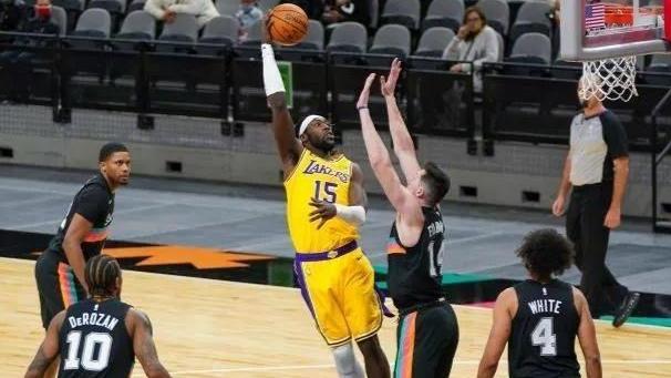 花影任健|公开质疑沃格尔，和球迷对喷！在快船吹口哨，现在又想离开湖人？