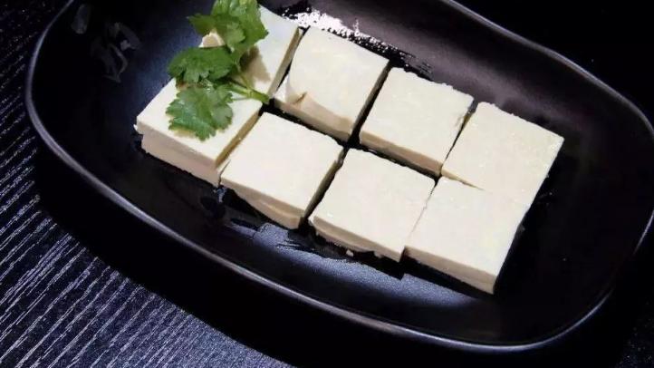 蛋清|番茄娃娃菜豆腐汤，只需5块钱，美味简单营养高，小白都能学会