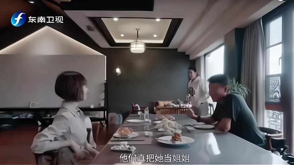 亿万富豪的豪宅！王楠家大别墅海景房像宫殿，大吊灯闪耀金碧辉煌