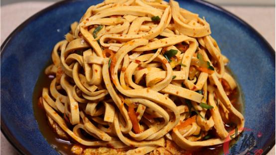 杏鲍菇|秋天宁可不吃肉，也要多吃这道菜，钙是牛奶20倍，清爽开胃超下饭