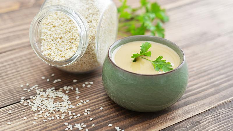 芝士|芝士年糕、芝麻酱，哪个更容易让人发胖？怎么判断食物热量的高低？