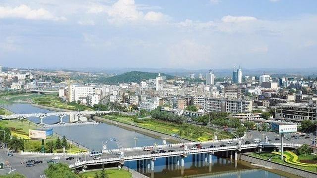 情窦初开的青春|阳泉5区县人口：平定31万人，城区23万人，4个为负增长