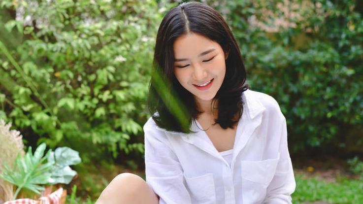 唐若心学笔记|女人对一个人心动的时候，往往会有几个迹象表现出来，你发现了吗