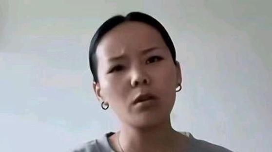 四叶草海之恋|熊磊：我活成了一个笑话。网友：这就是你本来的样子