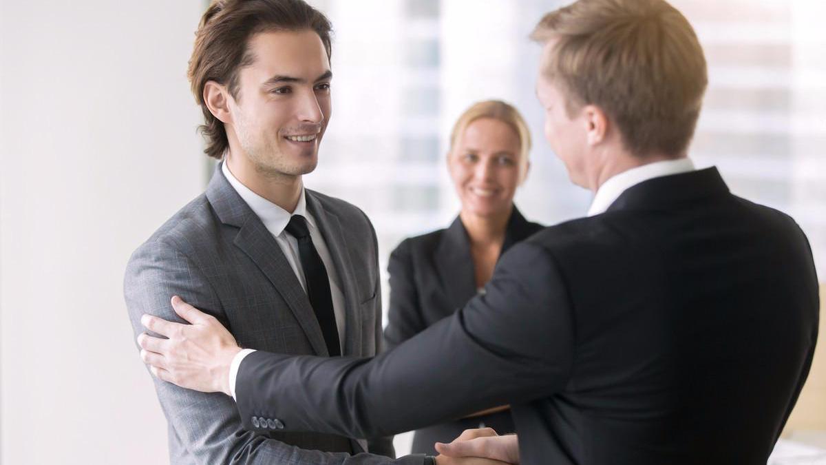 开心爱阅读|老板最不爱听的八句话，千万别犯傻说个不停