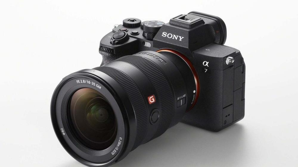Sony揭晓新一代全片幅相机Α7 IV，以及两款外接闪光灯配件