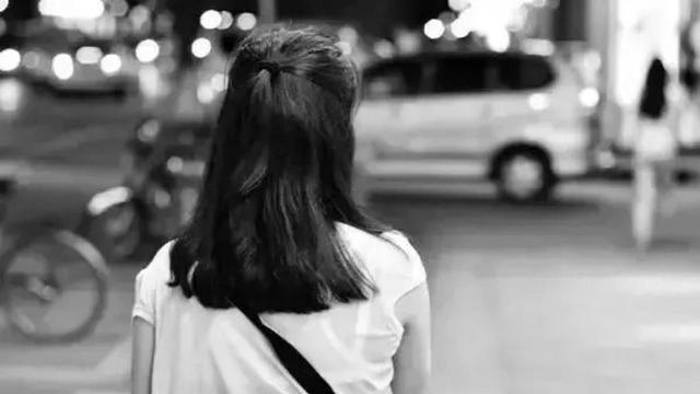 豆豆小糖果 夫妻异地分居，女人会与其他异性产生关系吗？看看他们怎么说