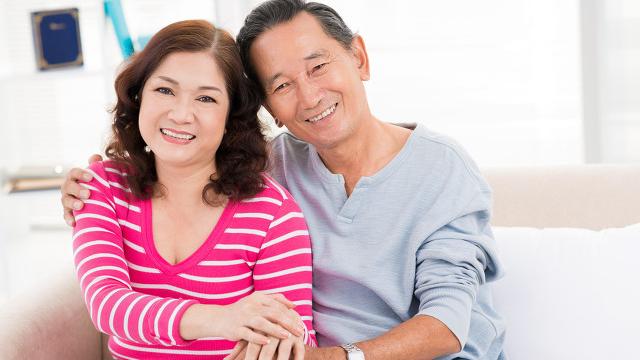 筱筱漫谈情感|老人搭伙一个月分手，大妈：真不是个东西，大爷：这是你应该做的