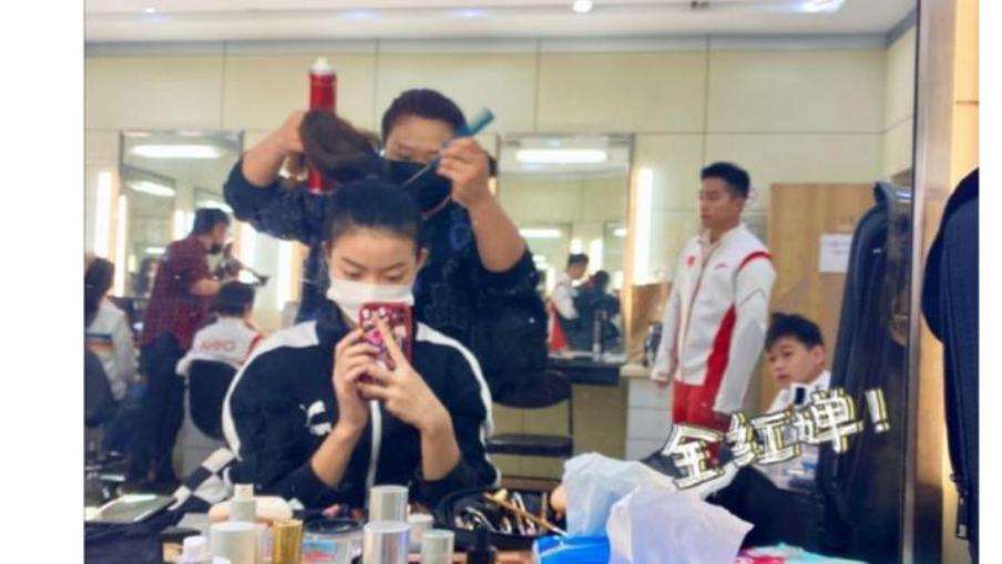 食材 太可爱！全红婵最新炸毛照流出，刚起床睡眼惺忪便赶着去化妆