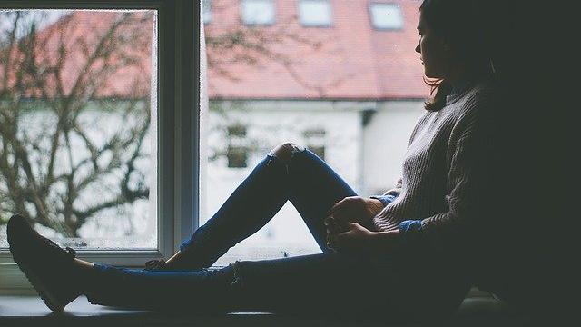 城东张公子|小孩无人带，婆婆来帮忙，婆媳矛盾显现，丈夫该怎么办？