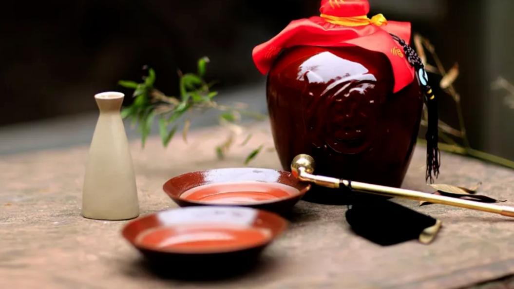 带鱼|瞧瞧国内3款“失败”的白酒，在货架最角落，口感却很一流