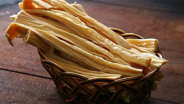 豆腐|想吃辣条不用买，教你在家做更健康，口感麻辣过瘾，越辣越想吃