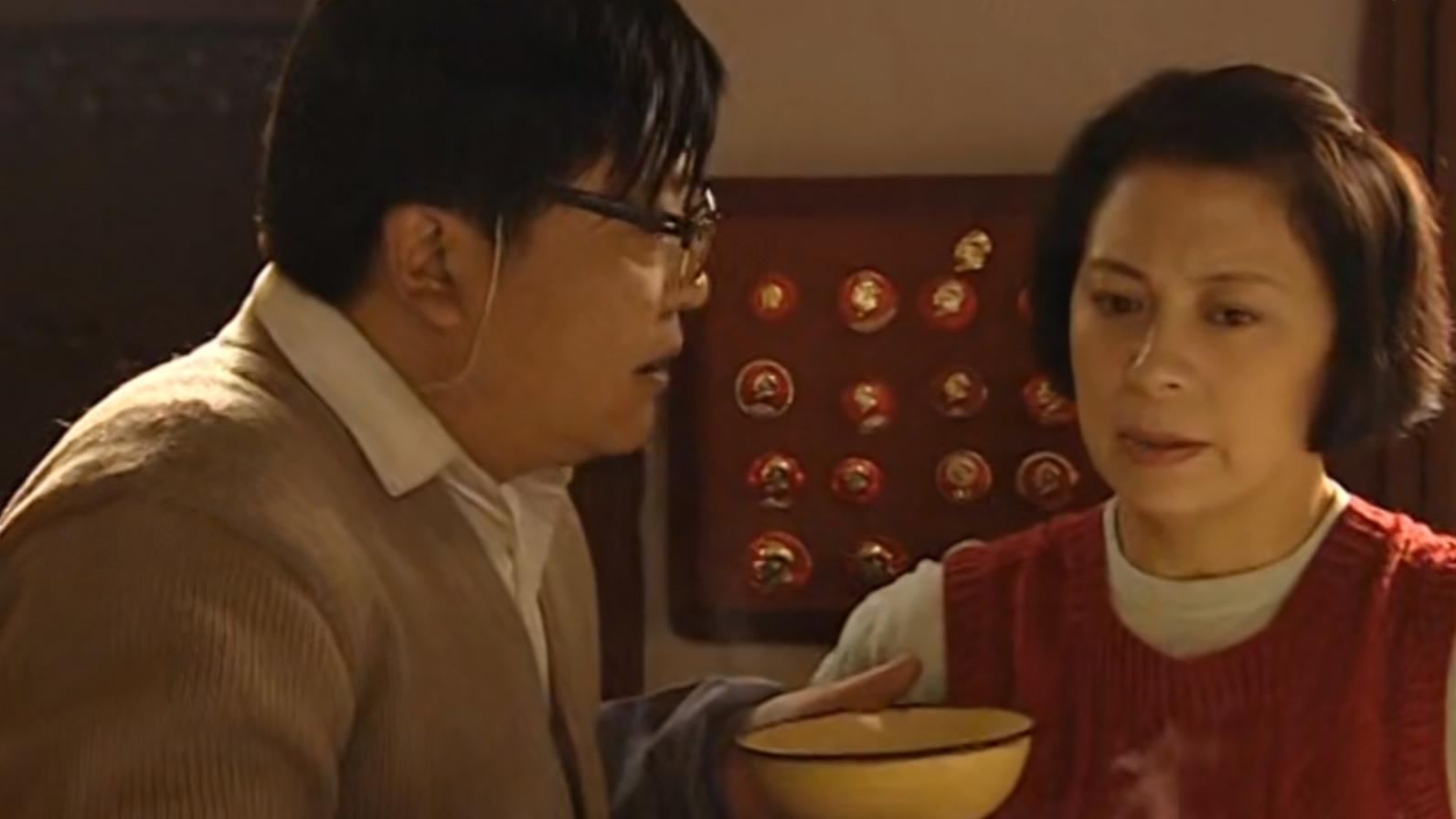 恋上糖果甜 《家有九凤》原著“农夫与蛇”的婚姻，五凤被狠狠伤过后，终醒悟