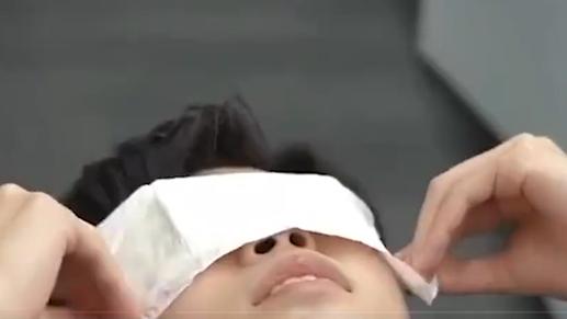 高洁丝卫生巾广告翻车，卫生巾的另类作用有用吗？