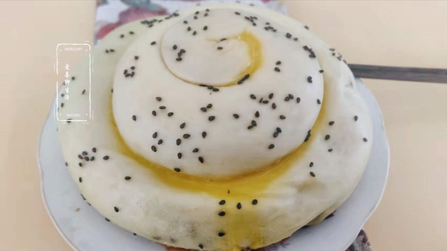 食材|老婆做的早餐，不开店可惜了，一圈圈撕着吃，层次丰富，外脆里甜