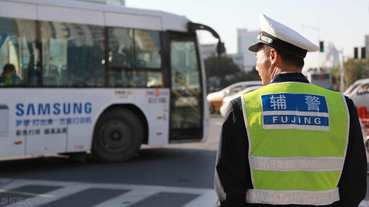 上官天竹|有人干过辅警工作吗？来说说前途如何？