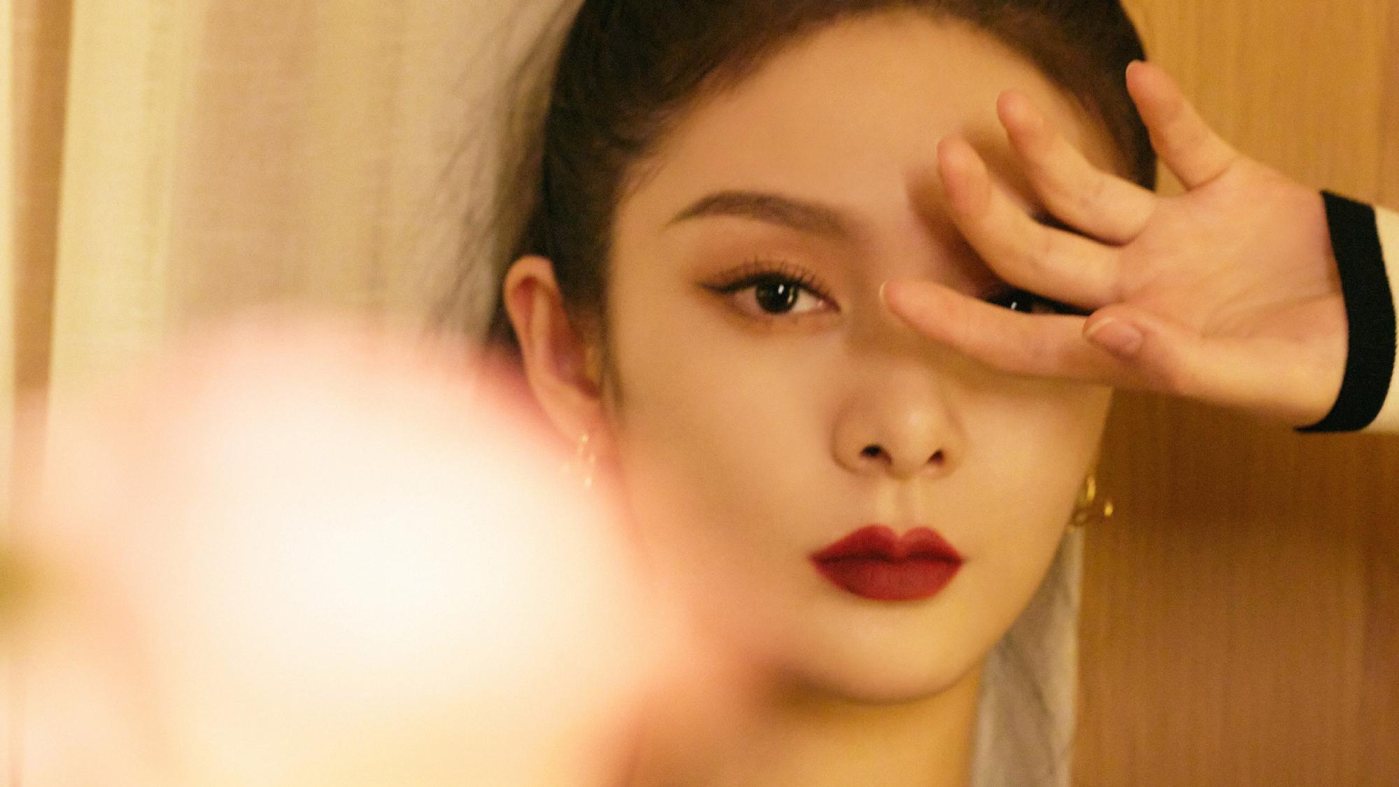 傅菁|“女二脸”的时代，就从她开始吧！