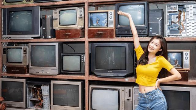 投影仪|未来，电视将被取代？“新宠”已出现，“无屏时代”来临，你买吗
