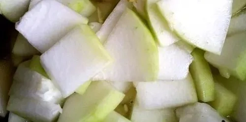 医养库 清理肺部的食物，不是猪血，而是它，平时多吃点，清肺更养肺！