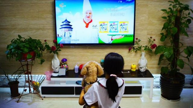 雪落无尘谈|“近视眼”不能报考的专业，学生成绩再好也没用，家长需要知道