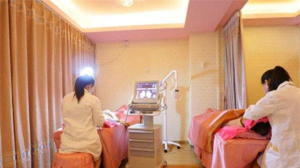 发型 女人如何提升自己的外在美