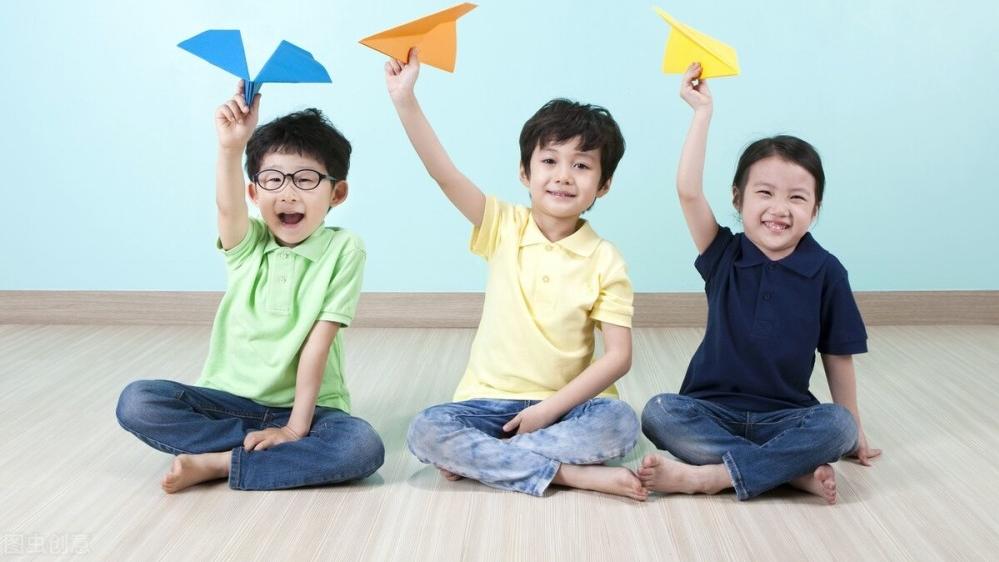 馋嘴的小猫|个子矮就是晚长吗？身高晚长会更高吗？不知道的家长进来看了