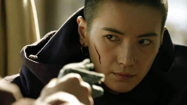 邢恩|女演员偶像包袱太重，我们多久没看到认真的“女扮男装”了？