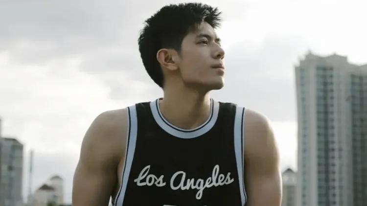 “ 败在了摄影师技手下。 ”