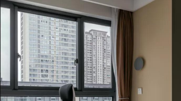 115㎡三室黑白灰，小改动成就衣帽间和干湿分离