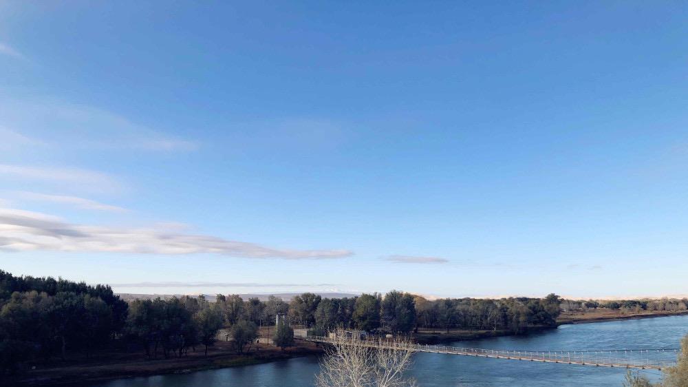 泪水迷失了双眼|越神经越骄傲的水瓶座，心里有伤，脸上有笑