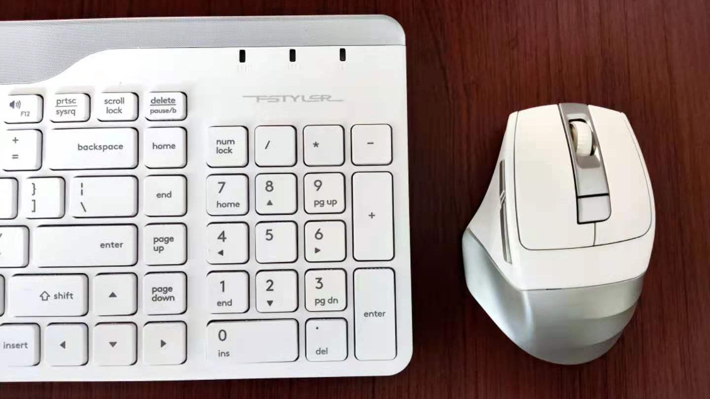 键盘|哪个码字党不是一个键盘控，这款无线蓝牙双模键鼠套装值得入手