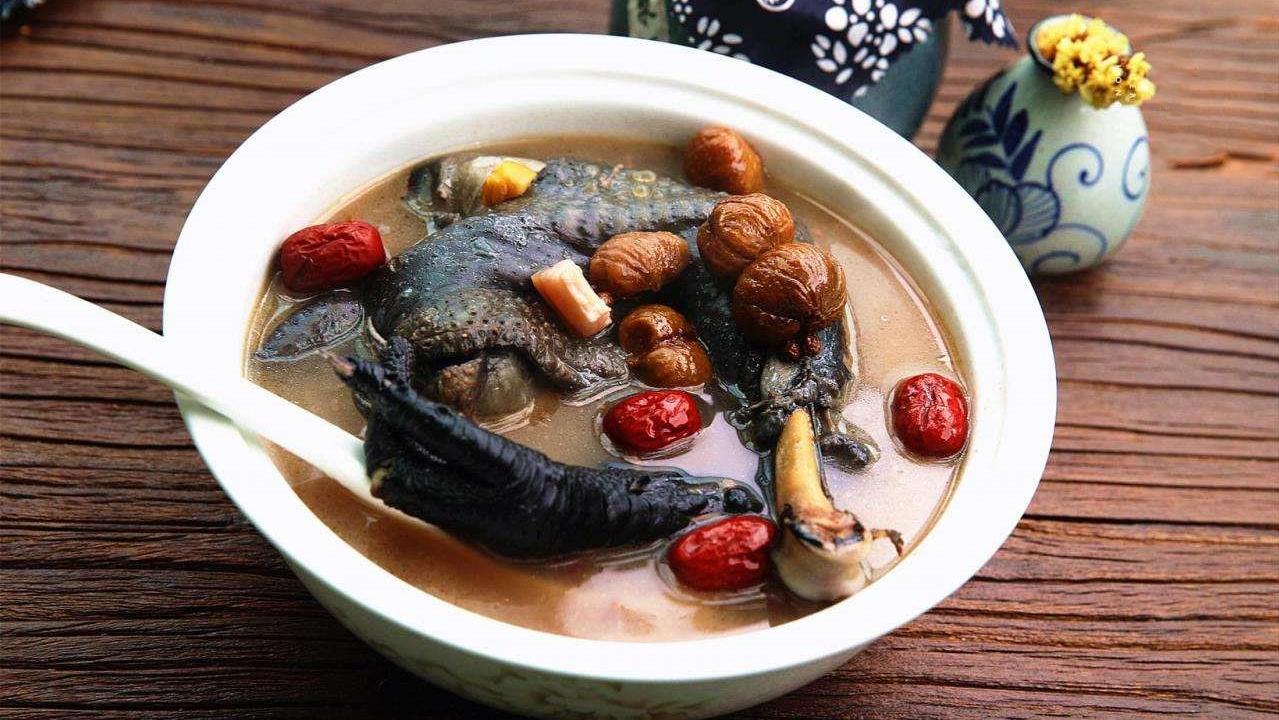 食材|女人体寒怕冷，建议常吃这6道家常菜，补气血暖手脚，温暖度寒冬