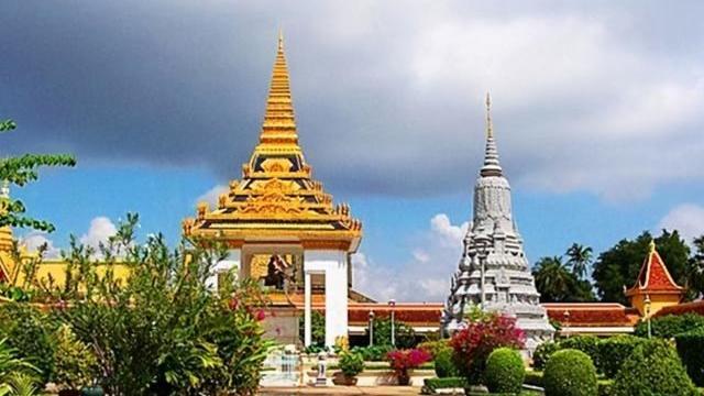 柬埔寨 “黄赌毒”泛滥的柬埔寨：白人寻欢的天堂，却是本地人的噩梦