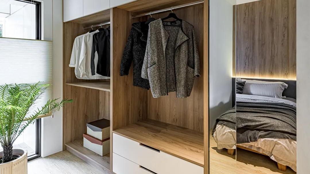 关于衣帽间的5个黄金布局，好看又实用，档次提升了不止一点点！