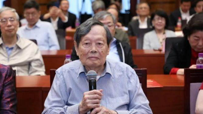 但愿人长久，千里共同途, 贺杨振宁百岁华诞