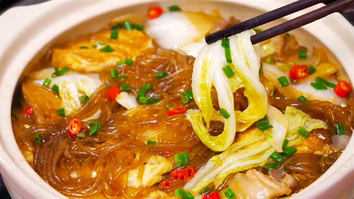 白菜炖粉条|白菜炖粉条，直接下锅是大错！教你不外传的诀窍，做一锅都不够吃