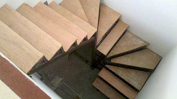 老公只不过给农村老房加了个钢制楼梯，竟引得全村人来围观！