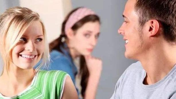 自知冷暖 如果男人有这3种表现，不用怀疑他，只是他曾经感情经历丰富了点