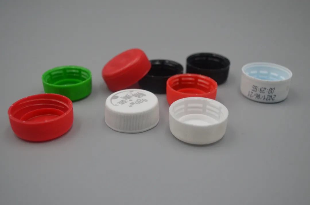 卖废品时，一定记得把塑料瓶盖拧下来，作用拿钱也难买，涨知识了