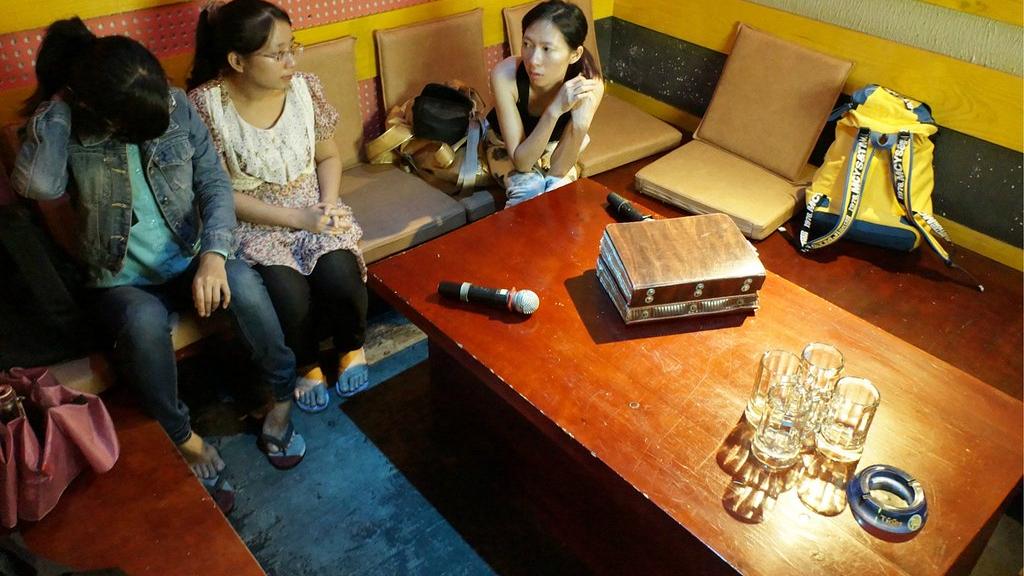 月饼 出国工作的人平时下班做什么？越南外派人去城区放风会做的8件事