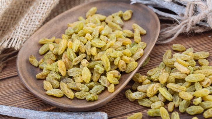 吃葡萄干时，直接吃还是洗了再吃？听听新疆朋友怎么说，涨知识了