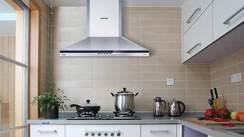 600元和5000元油烟机差在哪？都怪当初不懂行，白白被坑钱