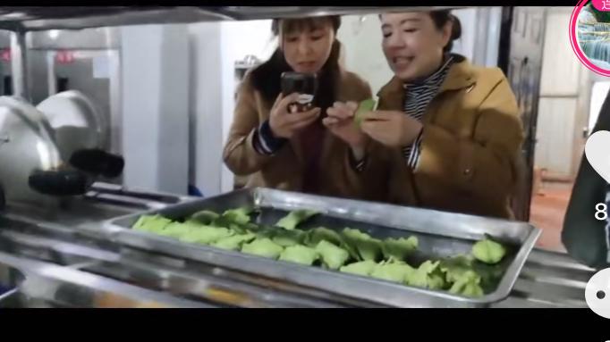 小威|田俊携奇奇悦悦向着亲情奔跑，谁在扯小威的后腿