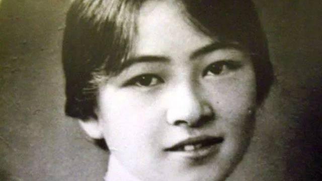 末小北 陆小曼：适合，在爱情面前，根本不值一提