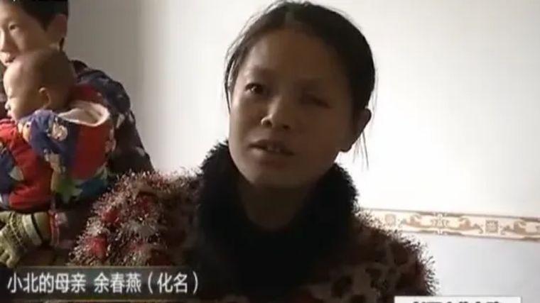 纸鸢情感屋|儿子去世，儿媳改嫁，留下一个长不大的孙女，爷爷无怨悔照顾11年